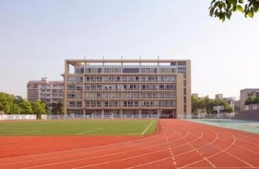 保定机械电子技工学校图片