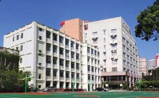 西安华山技工学校图片