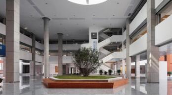 西安航天技工学校图片
