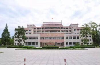 诸暨市征天职业技术学校图片