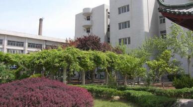 陕西邮电高级技工学校图片