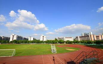 新沂市职业技术学校图片
