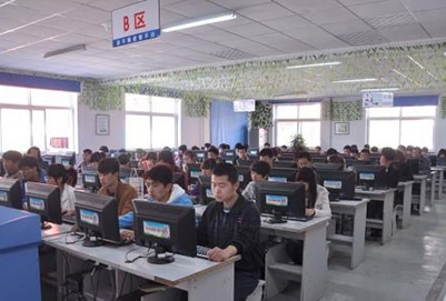 济南计算机学校图片