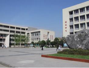 铜山张集职业高级中学