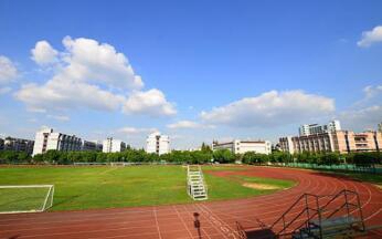 铜山县马坡职业中学图片