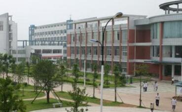 陕西有色金属技工学校图片