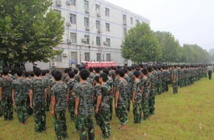 大理州财贸学校图片