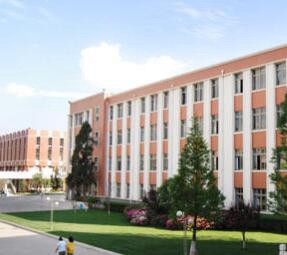 云南省财贸学校图片