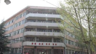 西安铁路高级技工学校图片