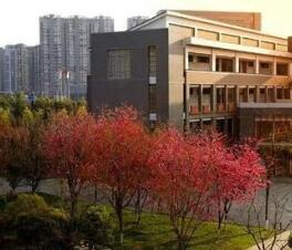 昆明医药职业技术学校图片