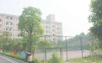 汉中职业技术学院五年制大专图片