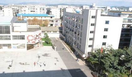 江川县职业高级中学图片