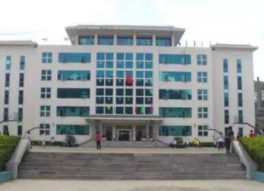 富宁县民族职业高级中学图片