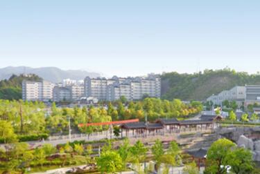云南三鑫职业技术学院五年制大专图片
