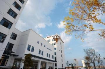 红河卫生职业学院五年制大专图片