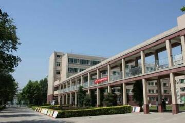 陕西服装艺术职业学院图片