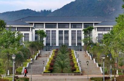 云南水利水电职业学院五年制大专图片