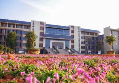 云南城市建设职业学院五年制大专图片