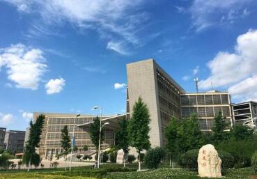 云南司法警官职业学院五年制大专图片