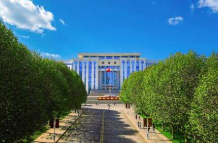 云南工商学院五年制大专图片