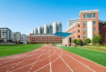 东川区第一职业高级中学图片