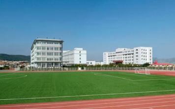 大连市计算机中专图片