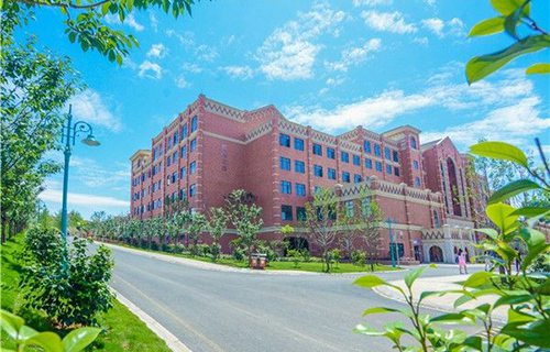 云南现代职业学校图片