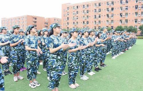 云南省艺术学校图片