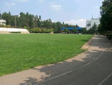 云南省贸易经济学校图片