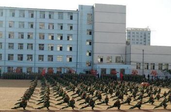 沈阳市金融学校图片