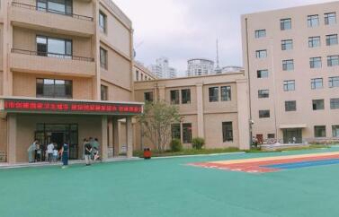 沈阳市外事服务学校图片