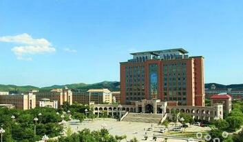 渤海大学附属中专图片