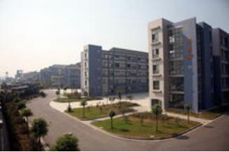 广西交通技师学院图片