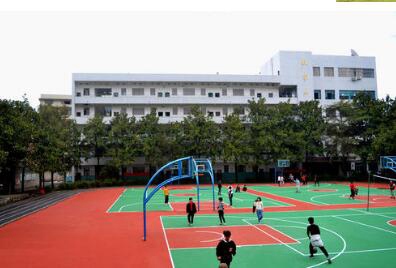 白城市商业技工学校图片