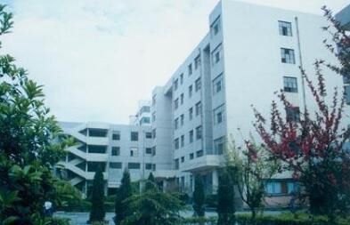 白山市粮食技工学校图片