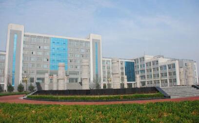长春市联合外国语职业学校图片