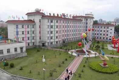 吉林市女子职业高级中学图片