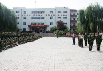 广西商业高级技工学校图片