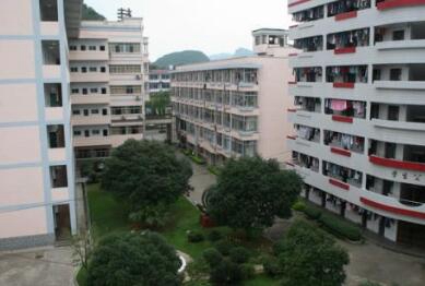 桂林卫生学校图片