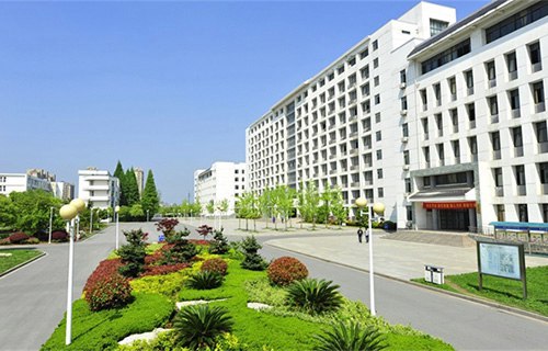 广西警官学校图片