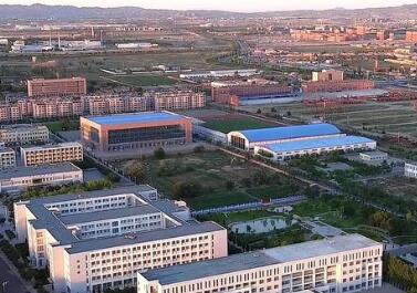 青海省重工业职工中等专业学校图片