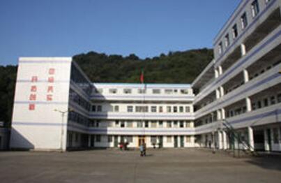 黑龙江省医药技工学校图片