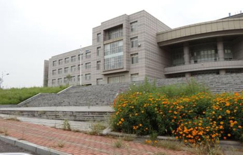 南京市铁道车辆高级技工学校图片