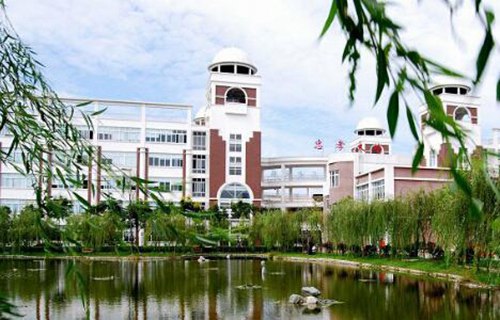 南京市职工中专学校图片