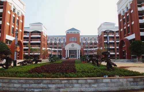 南京市技工学校图片