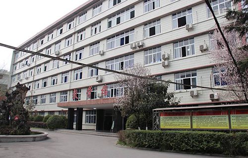 南京浦镇车辆厂技工学校图片