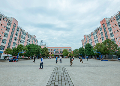 广元核工业职业技术学院图片