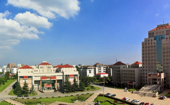 扬州大学