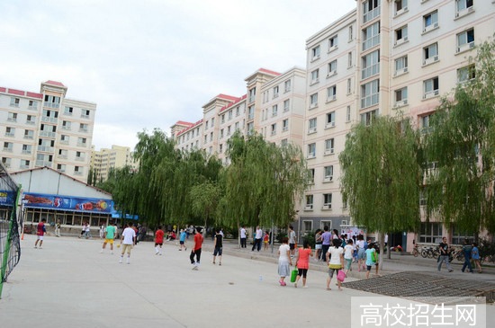 西北师范大学知行学院