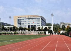 鞍山市交通运输学校2023年学费标准